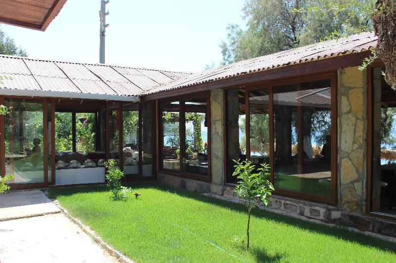 Sahin Motel & Restaurant Яличифтлік Екстер'єр фото